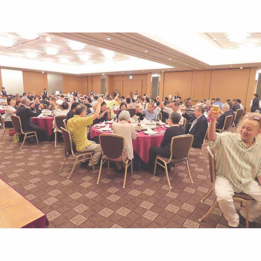 70周年記念パーティー風景01
